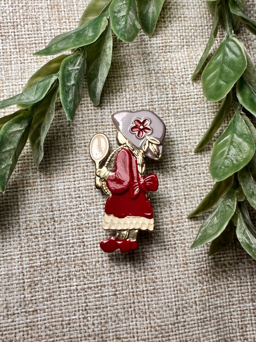 VINTAGE Gold Cottagecore Enamel Brooch Pin with Little Country Girl